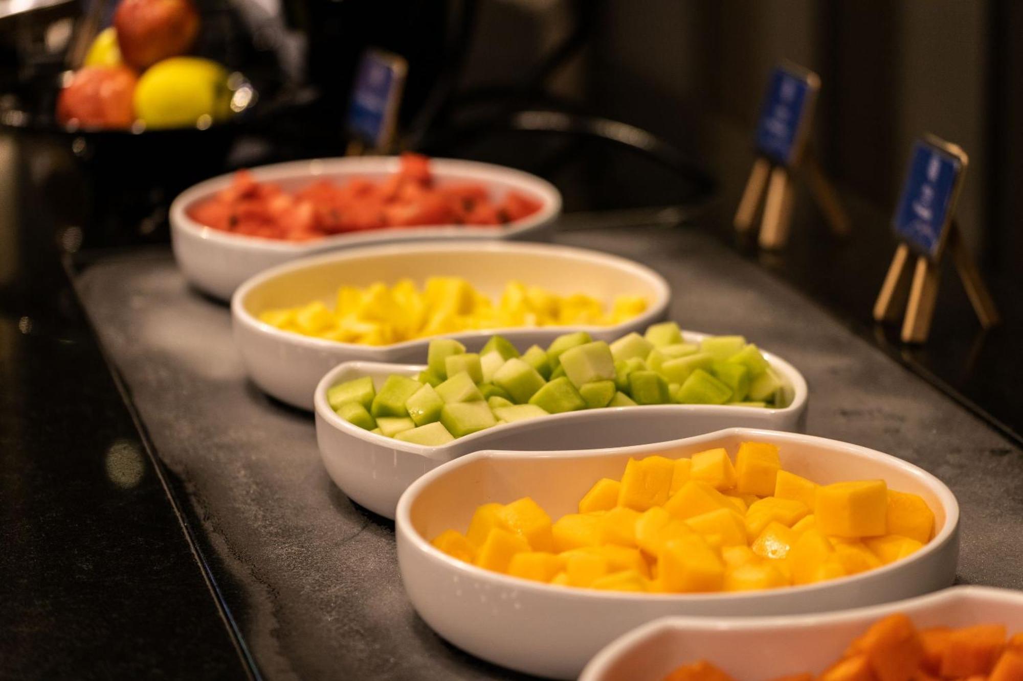 Camino Real Fashion Drive Monterrey Hotel San Pedro Garza Garcia Exterior photo Fruit salad